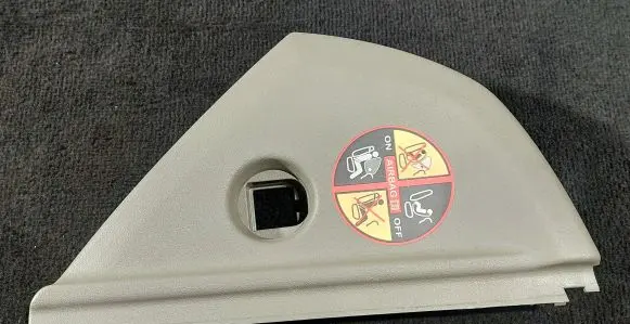 Dashboard side end trim