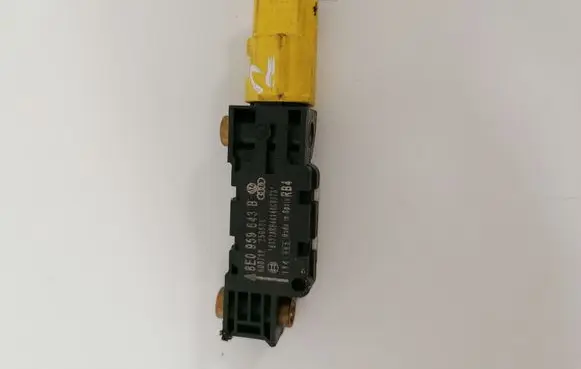 Audi A4 S4 B6 8E 8H Airbag deployment crash/impact sensor 8E0959643B