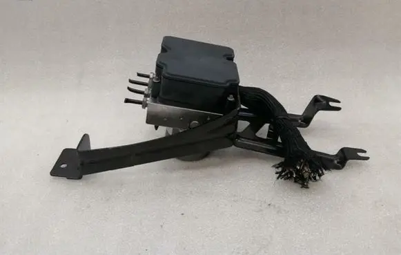 Mercedes-Benz A W177 AMG ABS Pump A1779008406