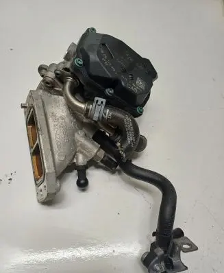 Skoda Octavia Mk3 (5E) Throttle valve 04L128059T 04L128063T