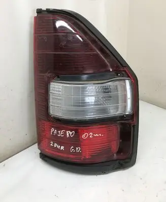 Mitsubishi Pajero Rear/tail lights