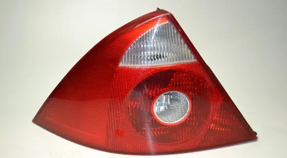 Ford Mondeo Mk III Rear/tail lights 1S7113405A 0374D 6S7113405A