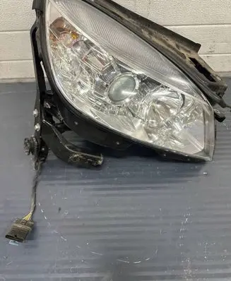 Mercedes-Benz C W204 Headlight/headlamp A2048208661