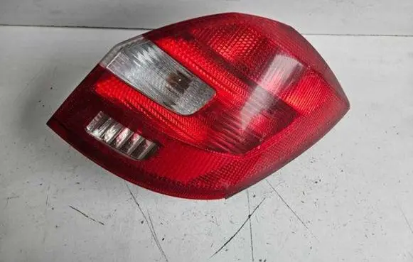 Skoda Fabia Mk2 (5J) Rear/tail lights 5J6945096