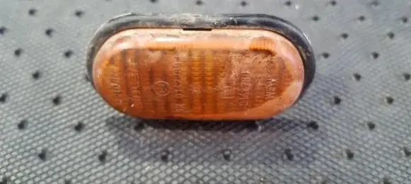 Renault Kangoo I Front fender indicator light