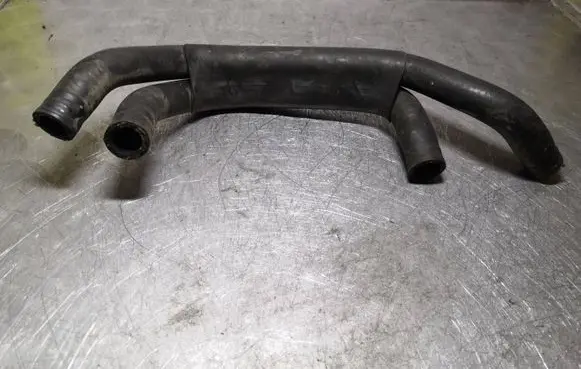 Volkswagen Golf IV Engine coolant pipe/hose 1C0121086D