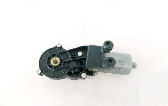 Jeep Grand Cherokee (WK) Seat adjustment motor 820648094 0390203212