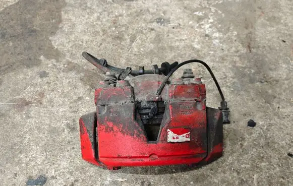 Audi A5 Sportback 8TA Front brake caliper 4573A