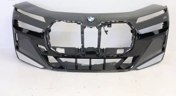 BMW 7 G70 Front bumper 95774112