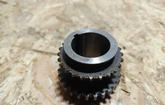 Mercedes-Benz CLS C218 X218 Timing chain sprocket A2780503 A278050312205