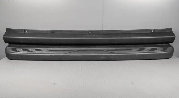 Mercedes-Benz Sprinter W907 W910 Side skirt rear trim A9108856400 A9108856700 A9108856800