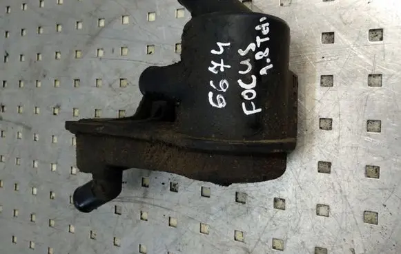 Ford Focus Breather/breather pipe/hose XS406A785AB