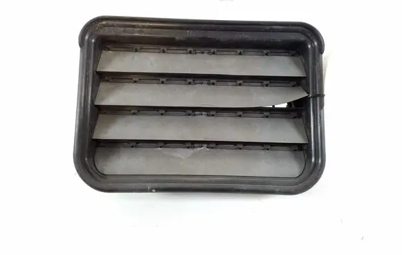 Mercedes-Benz ML W164 Fender grill A1648300442