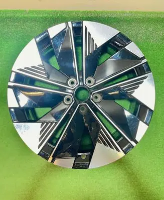 Renault Megane E-Tech R19 alloy rim 40300226