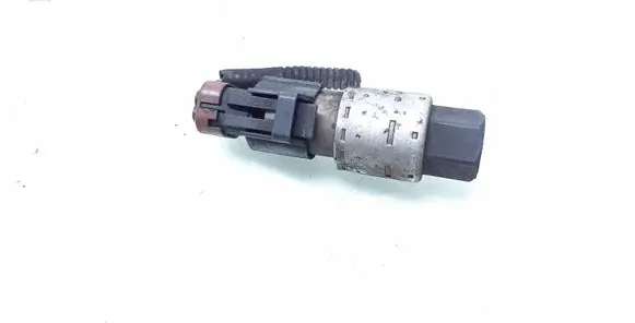 Air conditioning (A/C) pressure sensor