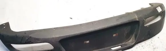 Front bumper lip