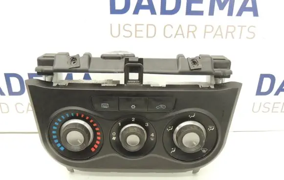 Alfa Romeo Mito Climate control unit DS18