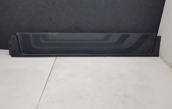 Mercedes-Benz Sprinter W907 W910 Sill A9106861500