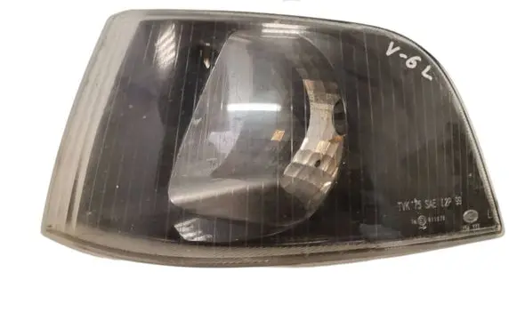 Volvo S40, V40 Front indicator light 30621833 30621831