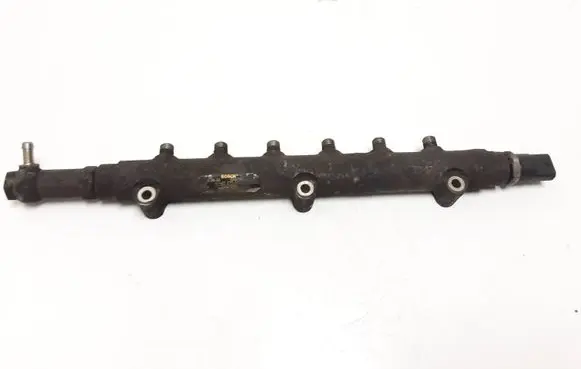 Volvo XC90 Fuel main line pipe 30622085 0445215014