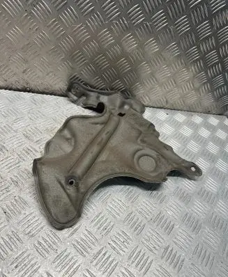 BMW 3 F30 F35 F31 Heat shield in engine bay 8490568 54703011A PMW1114