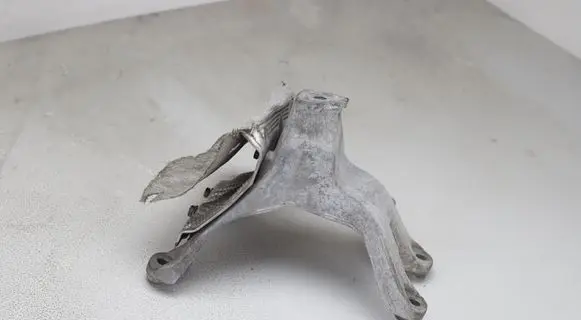 Audi A4 S4 B8 8K Engine mounting bracket 8K0199308BT 8K0199308