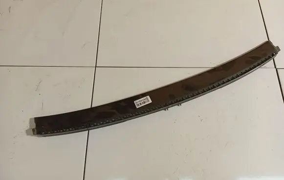 Seat Alhambra (Mk1) Wiper trim 7M0853185E