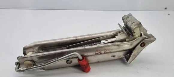 Audi A4 S4 B5 8D Lift Jack 8E0011031