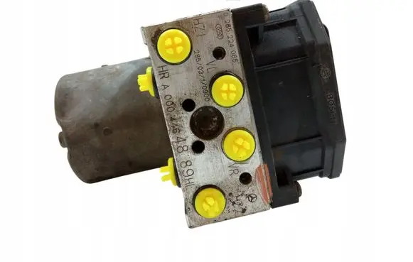 Mercedes-Benz Vito Viano W638 ABS Pump A0004464889