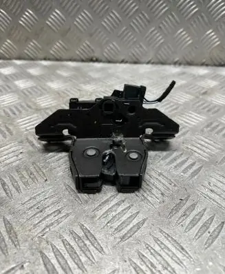 Opel Astra K Loading door lock 13524683