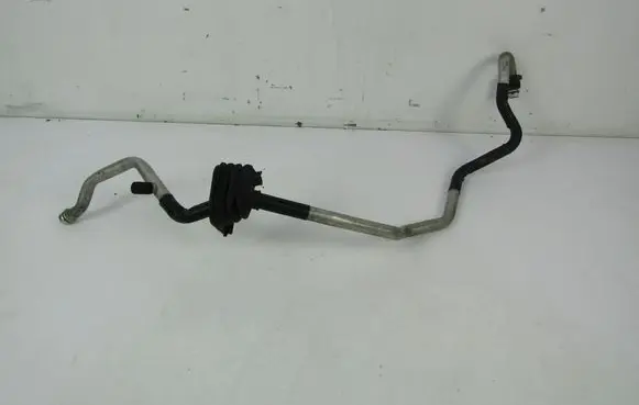 Volkswagen PASSAT B5.5 Air conditioning (A/C) pipe/hose 