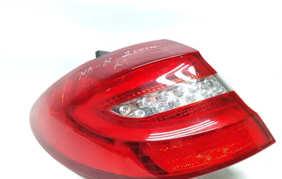 Mercedes-Benz B W246 W242 Tailgate rear/tail lights A2468200564 607501 607000E13100