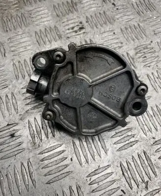 Peugeot 308 Vacuum pump D1562B