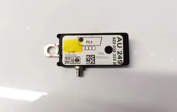 Audi A2 Antenna control unit 8Z0035225B