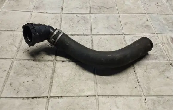 Hyundai Santa Fe Air intake hose/pipe