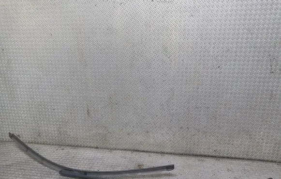 Peugeot 307 Windshield/front glass wiper blade 9656189480