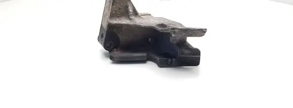 Peugeot 406 Engine mounting bracket 9632011910