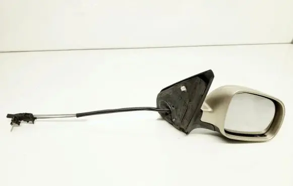 Volkswagen Bora Manual wing mirror 