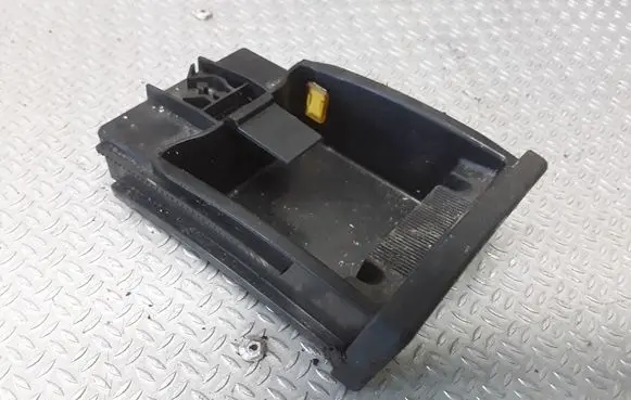 Nissan Primera Car ashtray