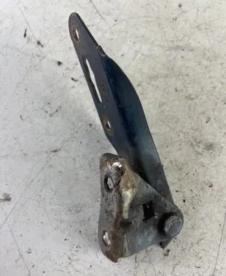 Honda CR-V Engine bonnet/hood hinges