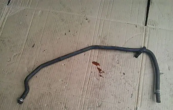 Ford Focus Engine coolant pipe/hose