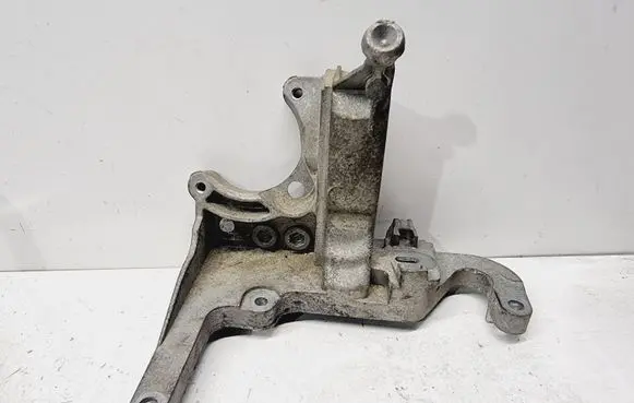 Volvo V40 Cross country Fuel filter bracket/mount holder 31331887 1711614