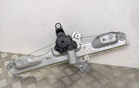 Nissan Qashqai Rear door window regulator with motor 827004EA0A