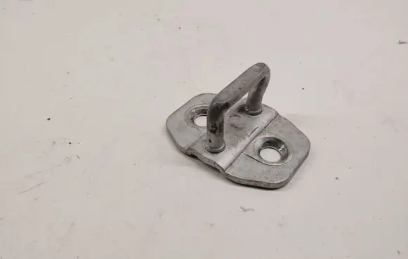Mercedes-Benz ML W166 Rear door lock loop/hook striker 11000049B