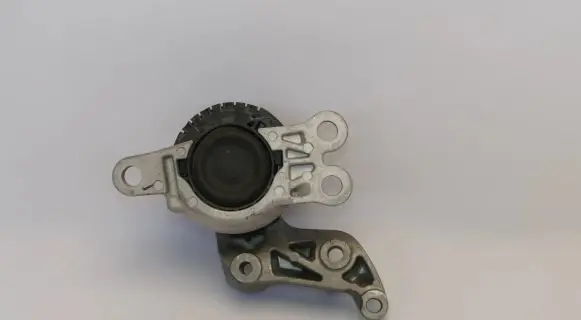 Nissan X-Trail T32 Engine mount bracket 112114BD0A