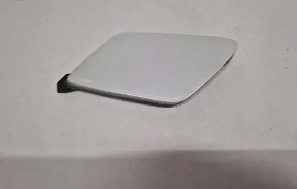 Volvo XC60 Front tow hook cap/cover 31455179