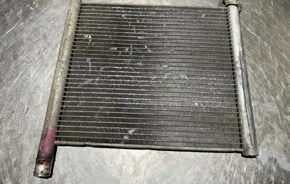 Smart ForTwo I Coolant radiator 0003428V006