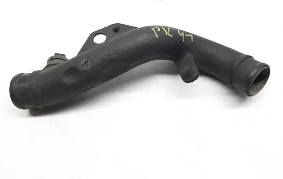 Audi 80 90 S2 B4 Intercooler hose/pipe 028145840
