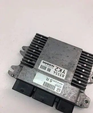 Nissan X-Trail T32 Engine control unit/module NEC025010