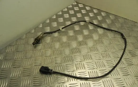 Volkswagen Golf VII Lambda probe sensor 04E906262CH X2216